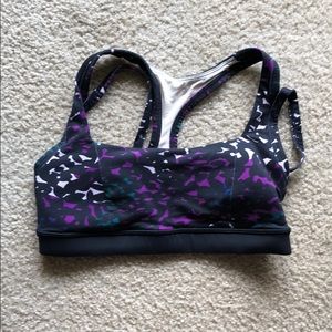Size 6 lululemon sports bra
